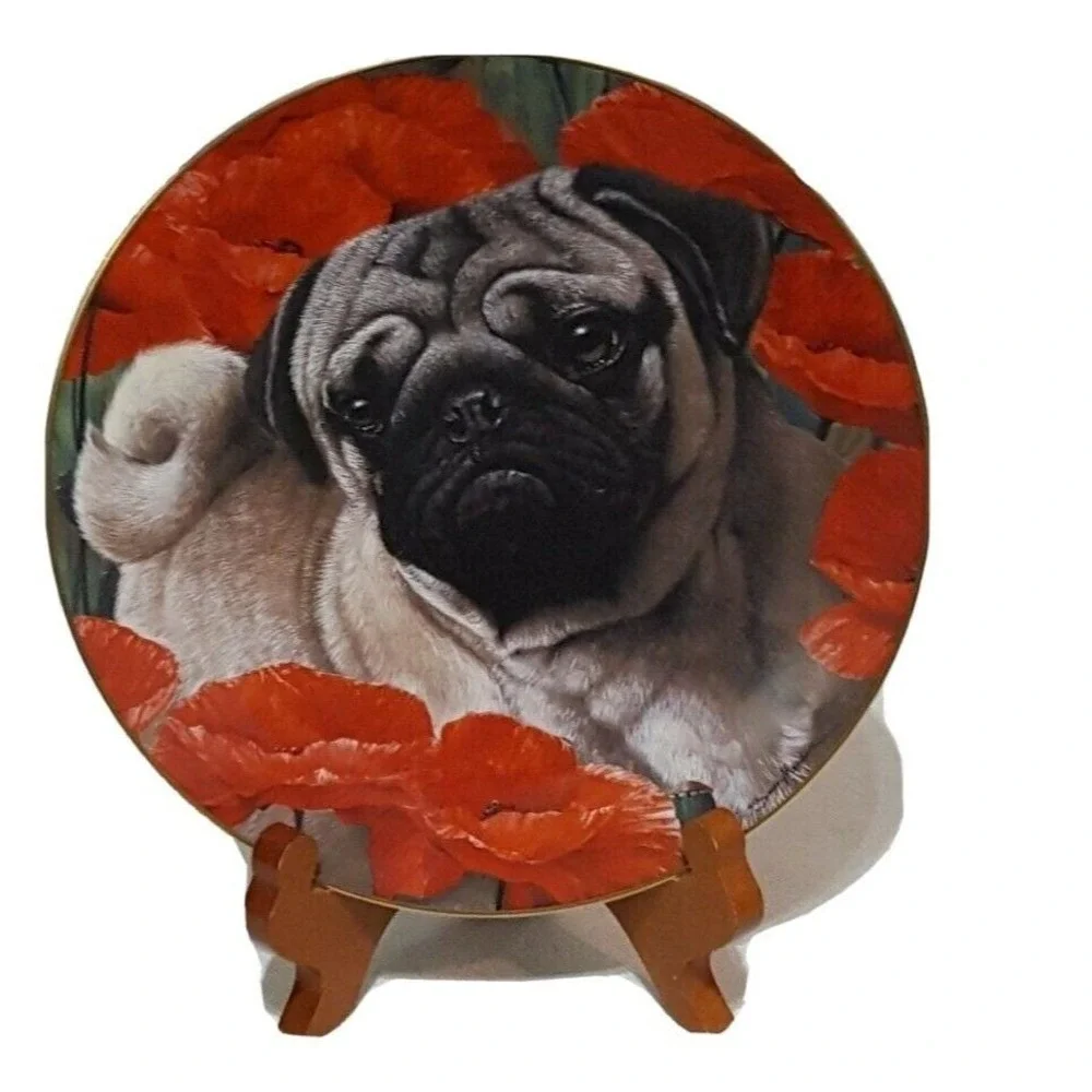 Danbury Mint  Pug Limit Edition Plate POPPY LOVE  by Simon Mendez Retired